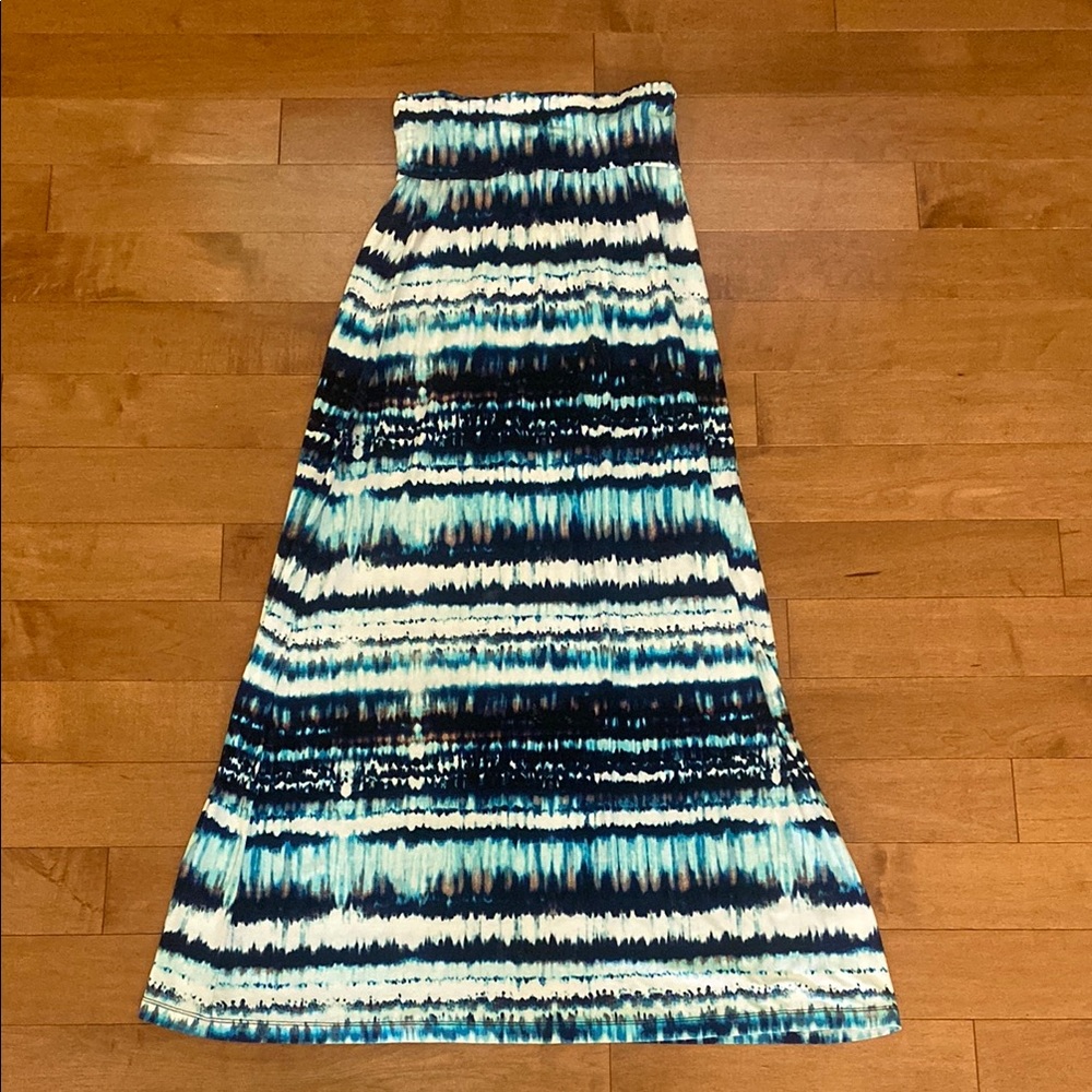 Cynthia Rowley Blue Tie-Dye Maxi Skirt
Size XS